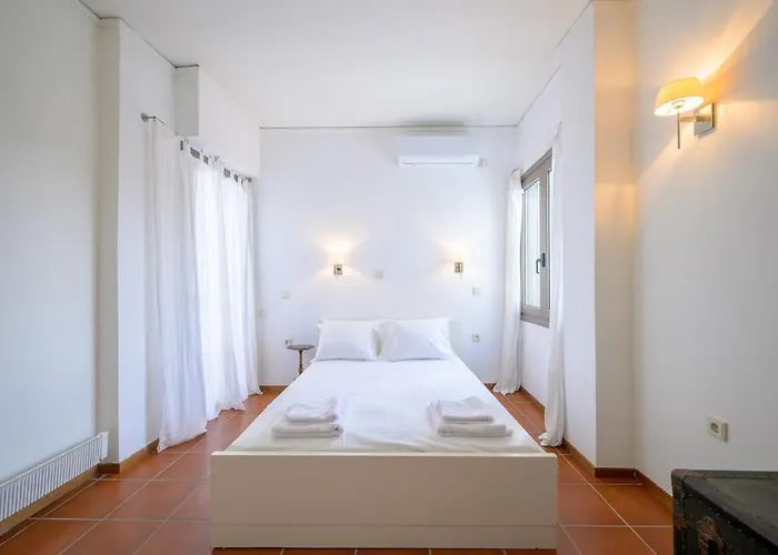 Horizon House - Beachfront Escape Appartement Nerántza